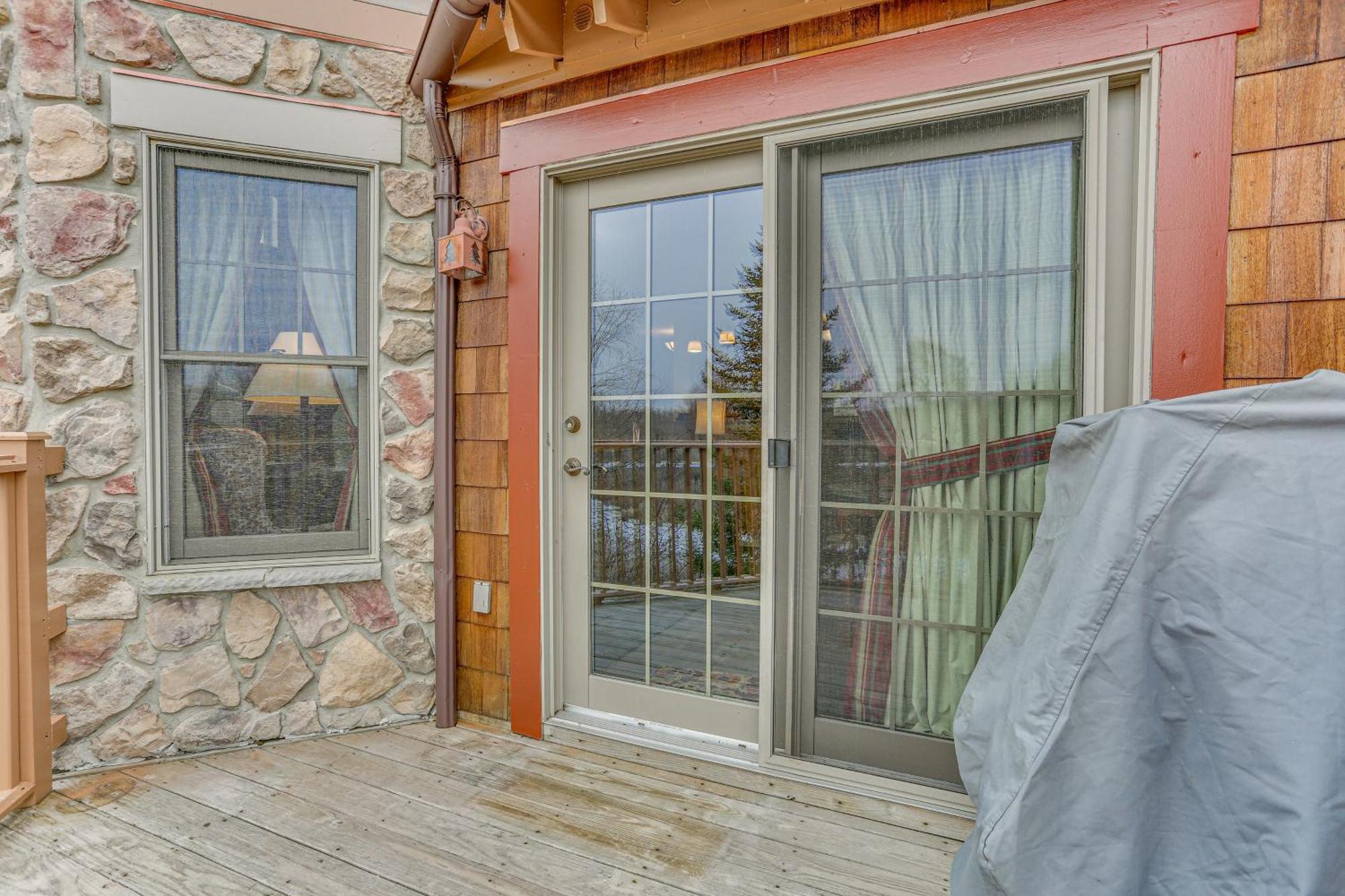 Spacious Condo With View Less Than 1 Mi To Mtn Creek Resort! Vernon Township Extérieur photo